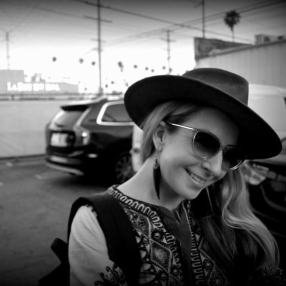 Meet your Posher, Eli - Picture 1 of 1